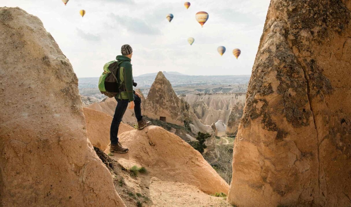 La gente menos feliz tiende a estar interesada en la política, según una investigación