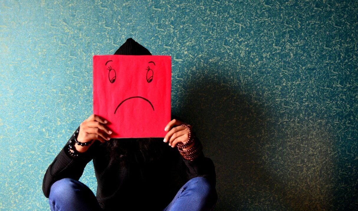 ¿Qué es la depresión?: Síntomas, consecuencias y tratamiento